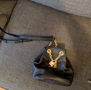 Michael Kors Crossbody Bucket Bag